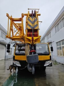 Grua movil XCMG QY100K - I 2023